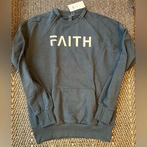 NWT Adaptive Navy blue sweatshirt for dialysis, chemotherapy, IV Treatments sz M